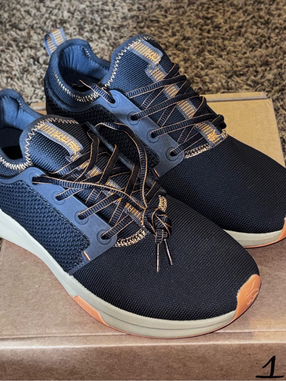 Women's KURU ATOM Waterproof Smoke Gray/Apricot Size 9 Wide Shoes New